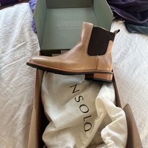 Nisolo Carmen Chelsea Boot 2.0 Almond size 9
